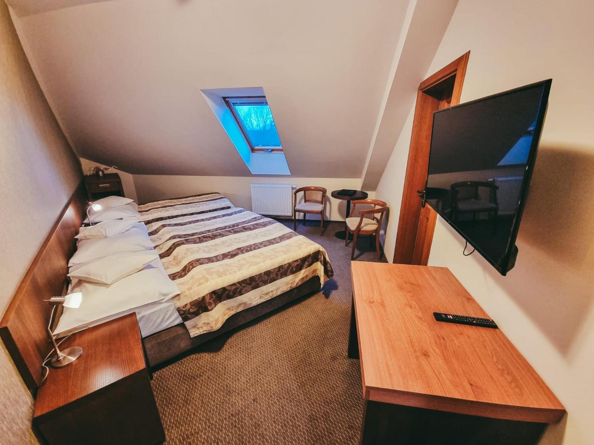 Hotel Mario Lednice Extérieur photo