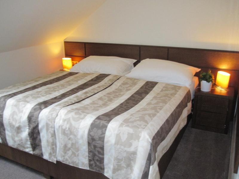 Hotel Mario Lednice Extérieur photo