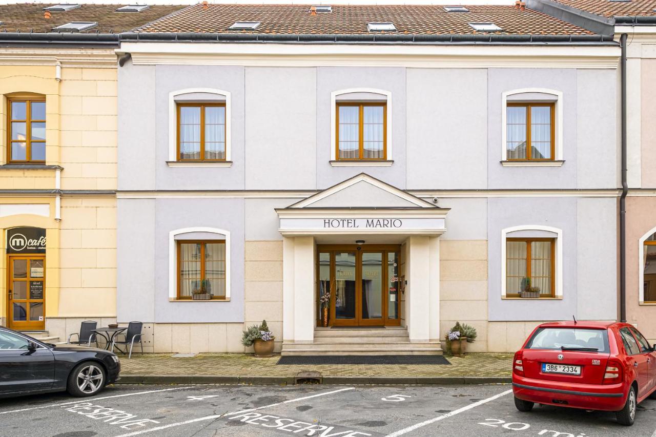 Hotel Mario Lednice Extérieur photo
